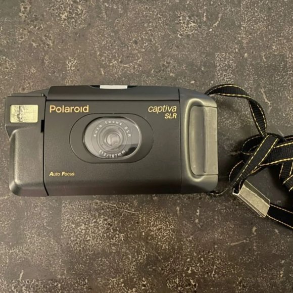 Vintage Polaroid Captiva SLR Auto Focus Instant Camera & Strap